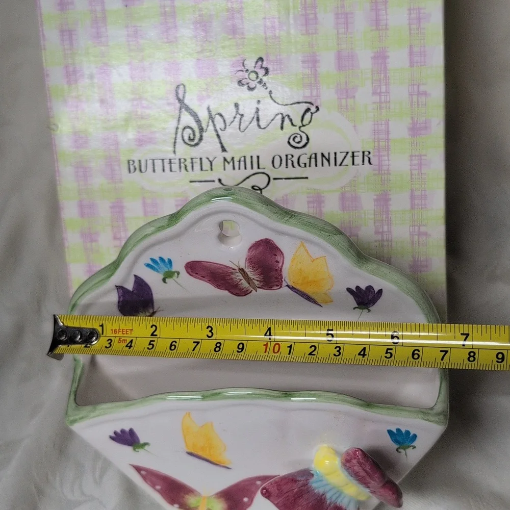 Spring Butterfly Mail Organizer